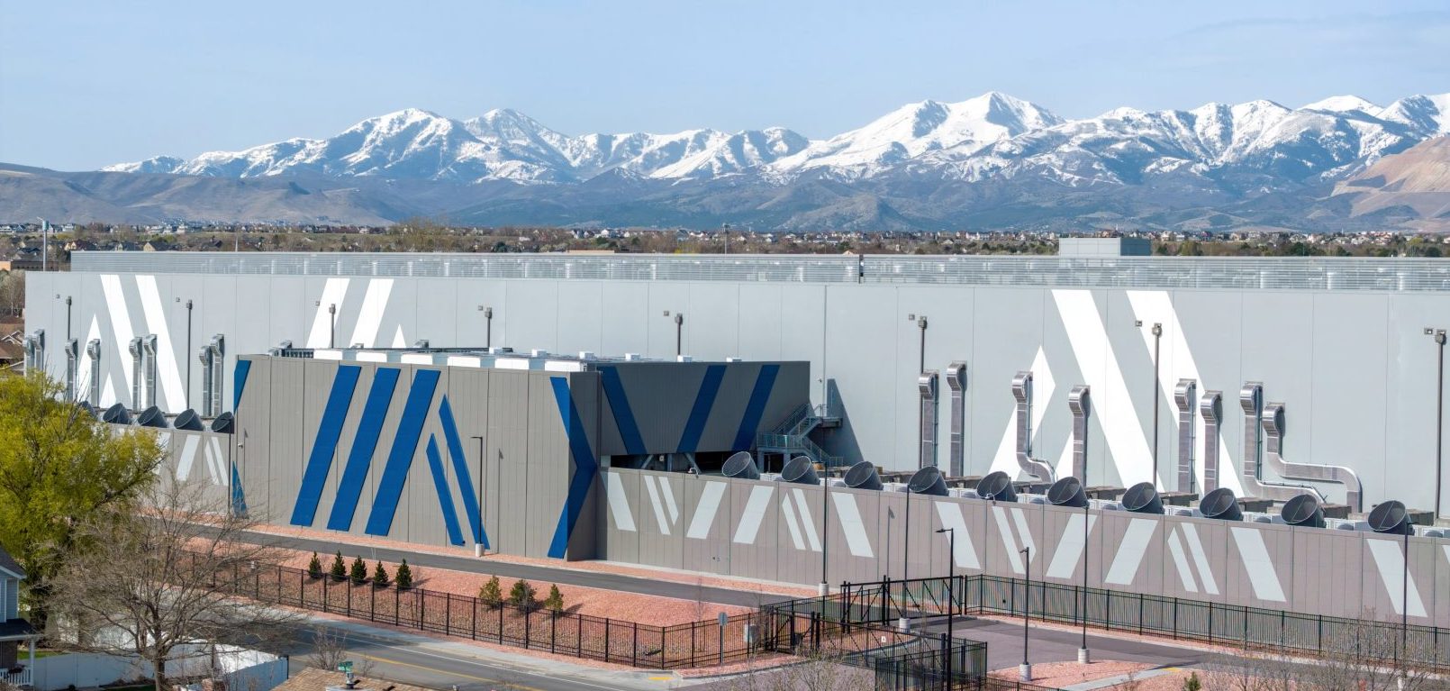 Salt Lake City Data Center outdoor Aligned Data Centers